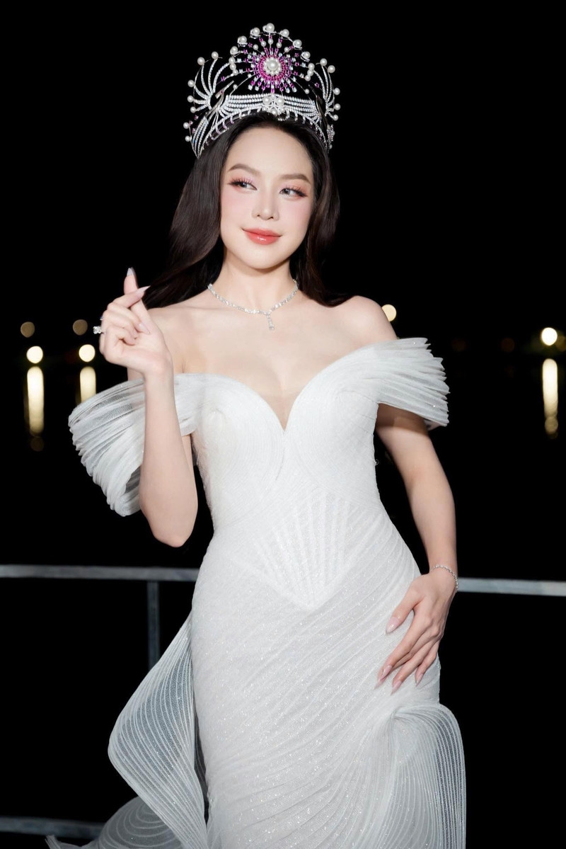 Thanh Thủy khẳng định niềm tự hào khi được là một phần của Hoa hậu Việt Nam