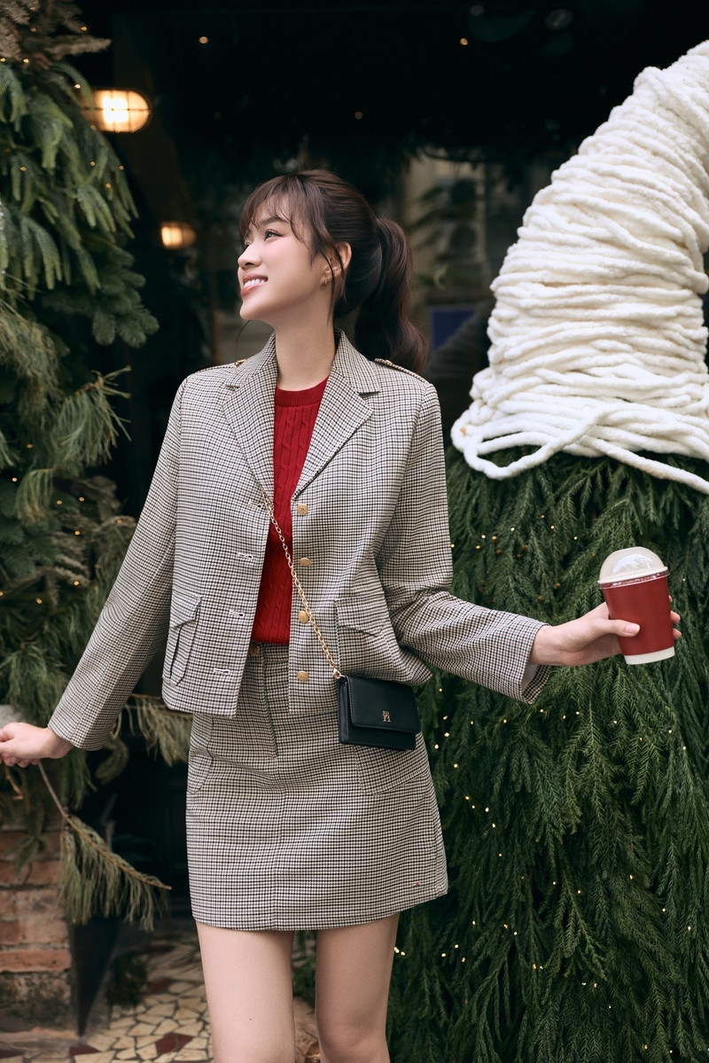 Đỗ Thị Hà bất ngờ gây chú ý với diện mạo mới sau đám cưới cổ tích