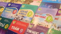 Hà Nội rực rỡ cờ, hoa chào mừng Đại hội XIV của Đảng