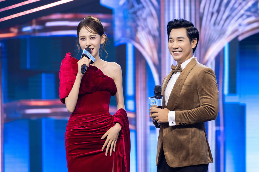 Lê Hoàng Phương, Yến Nhi cùng dàn người đẹp Miss Grand Vietnam Chào năm mới 2026 Lê Hoàng Phương, Yến Nhi cùng dàn người đẹp Miss Grand Vietnam Chào năm mới 2026