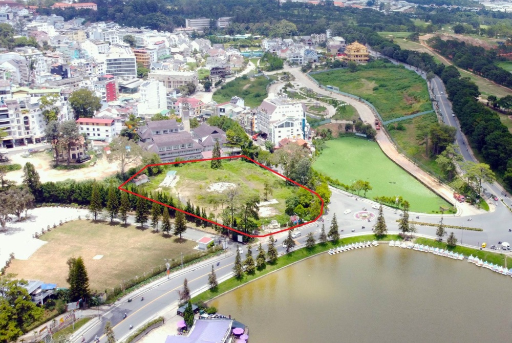 Tin bất động sản ngày 23/6: Sở Xây dựng Lâm Đồng phản đối đề xuất xây dựng khách sạn 5 sao gần hồ Xuân Hương
