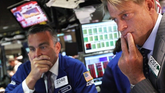 Thị trường chứng khoán thế giới ngày 4/1: Dow Jones khởi đầu năm mới không mấy thuận lợi