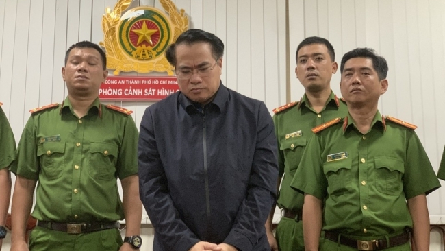 Cục trưởng Cục đăng kiểm Việt Nam bị bắt