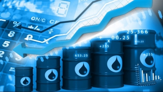 Giá dầu hôm nay 12/1 tăng, dầu Brent áp sát mốc 83 USD