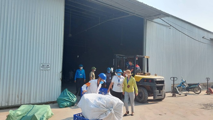 Hà Nội: Phường Tây Mỗ tổ chức cưỡng chế phá dỡ nhà xưởng xây dựng trái phép