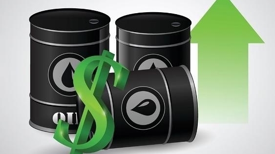 Giá xăng dầu hôm nay 9/10: Dầu thô hướng mốc 100 USD/thùng