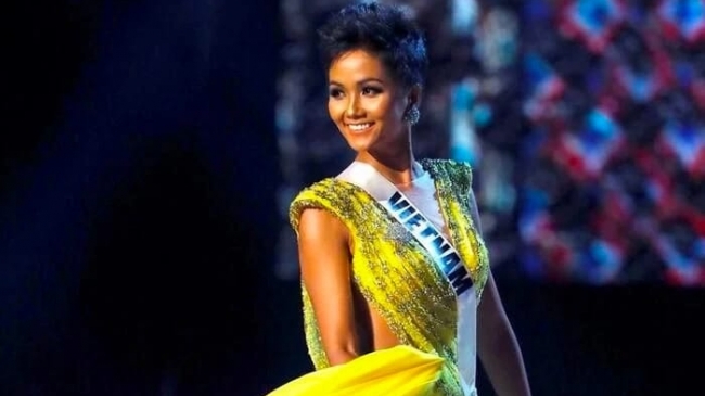 Sao Việt hôm nay 27/10: Chủ tịch Miss Universe xác nhận nhận H’Hen Niê là Á hậu 3