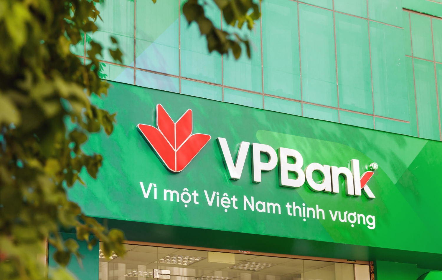 Tin ngân hàng ngày 5/11: VPBank sắp lấy ý kiến cổ đông về việc mua cổ phiếu quỹ