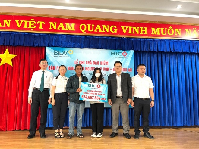 Tin ngân hàng ngày 5/11: VPBank sắp lấy ý kiến cổ đông về việc mua cổ phiếu quỹ