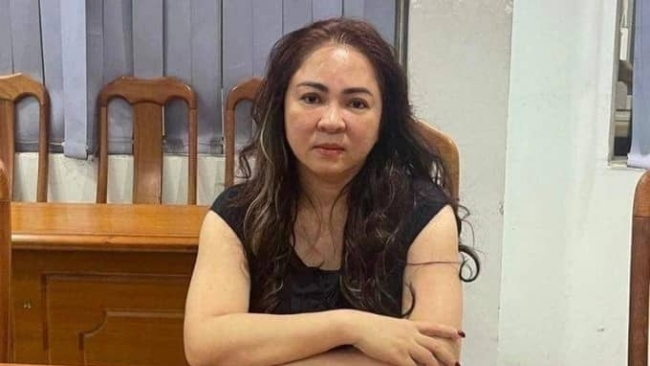 Lại trả hồ sơ vụ bà Nguyễn Phương Hằng