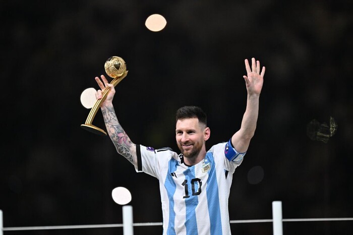 Sao Việt mừng chiến thắng cùng Messi ở World Cup: Tiến Luật hài hước, Bảo Thy bắn pháo hoa