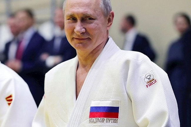 Tổng thống Putin bị đình chỉ tư cách Chủ tịch danh dự Liên đoàn Judo Quốc tế