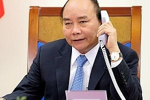 Chủ tịch nước Nguyễn Xuân Phúc gọi điện cho Đại sứ Việt Nam tại Ukraine