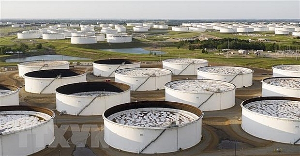 Cơ quan Năng lượng Quốc tế bơm thêm 120 triệu thùng dầu ra thị trường