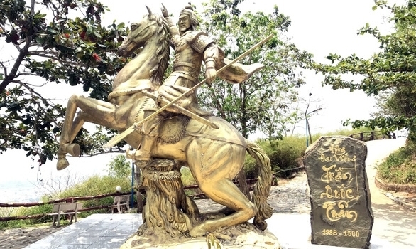 Sẽ thẩm định lại tượng Đức Thánh Trần ở khu du lịch Hồ Mây, Vũng Tàu
