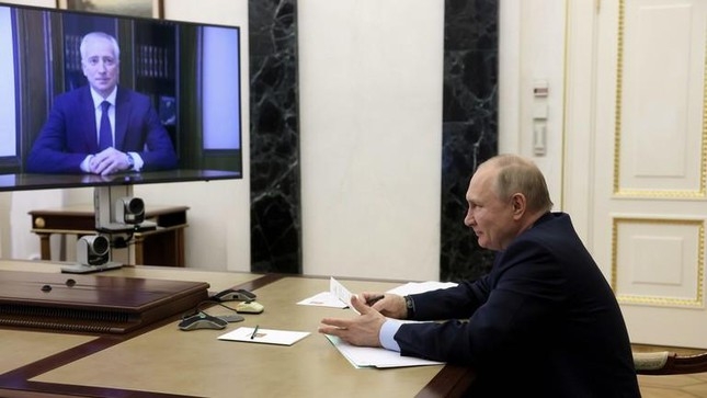 Năm thống đốc Nga đồng loạt từ chức trong một ngày