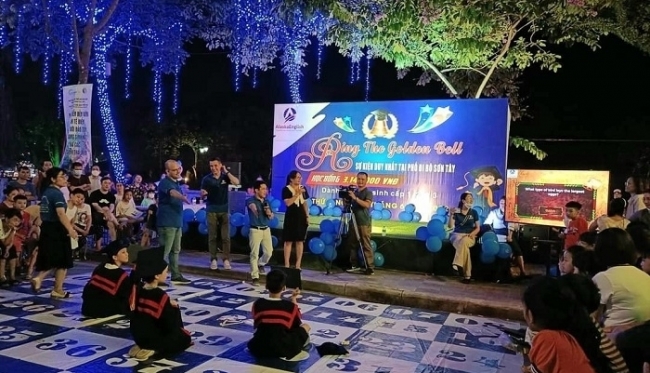 Hà Nội: Phố đi bộ Sơn Tây thu hút trên 90.000 lượt khách sau hơn 01 tháng khai trương