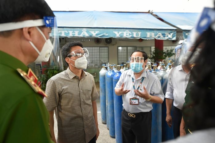 Chùm ảnh: Phó Thủ tướng Vũ Đức Đam kiểm tra trước thời điểm TPHCM siết chặt Chỉ thị 16