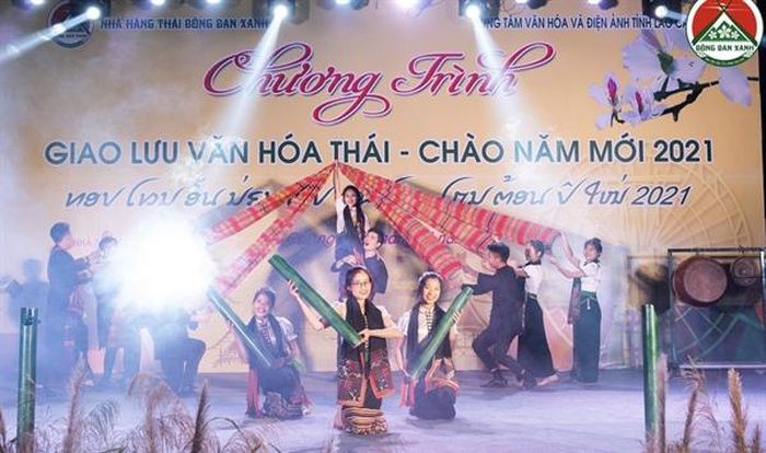 Niềm đam mê yêu múa của thầy giáo dân tộc Thái