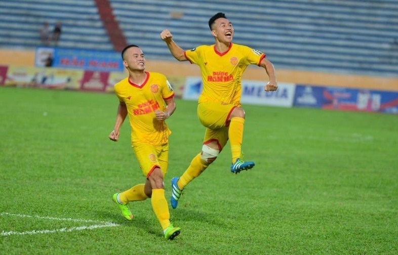 Bảng xếp hạng V-League 2022 mới nhất: Nam Định thoát hiểm