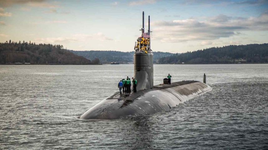 Tàu ngầm Mỹ va phải vật thể dưới nước ở Biển Đông