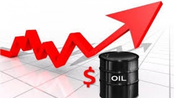 Giá dầu hôm nay 3/1/2022 bất ngờ tăng mạnh