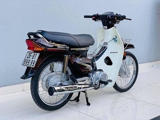 8 chiếc Honda Dream biển số VIP giá vài trăm triệu gây sốt trong năm 2021