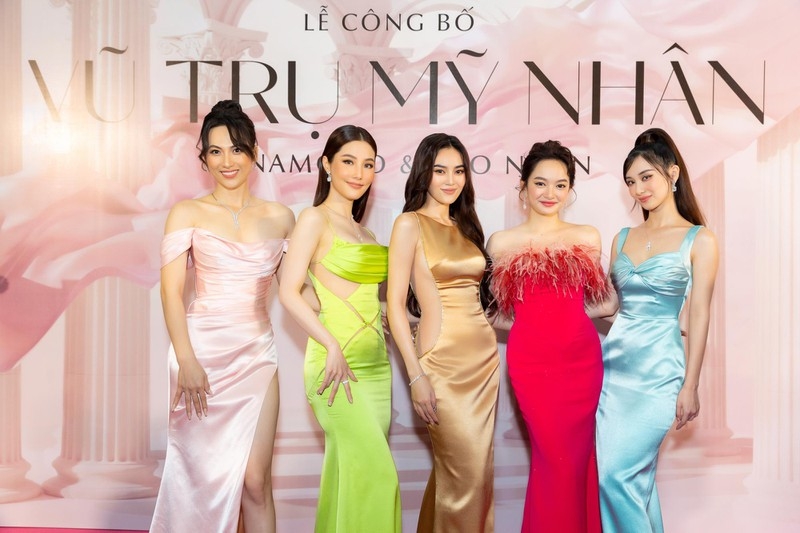 Sao Việt ngày 9/1/2022: Thương Tín trở lại màn ảnh cùng Ninh Dương Lan Ngọc?