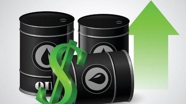 Giá dầu hôm nay 15/1/2022 đồng loạt tăng vọt, dầu Brent lên mức 86,2 USD