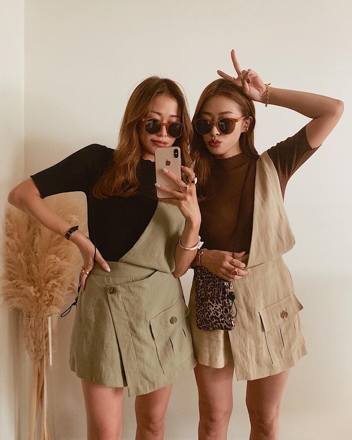 Cặp song sinh người Nhật cứ ra phố là mặc đồ đôi, "đổi đời" nhờ thời trang Cặp song sinh người Nhật cứ ra phố là mặc đồ đôi, "đổi đời" nhờ thời trang