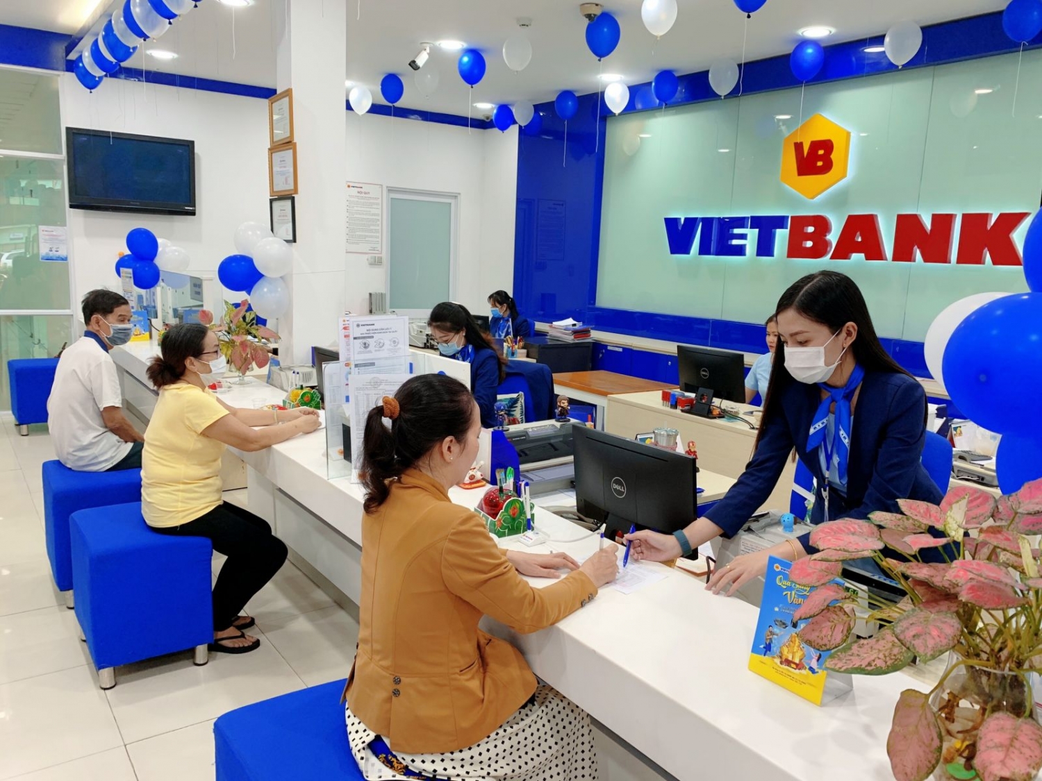 Tin ngân hàng ngày 28/1: Năm 2021, HDBank báo lãi 8.070 tỷ đồng, tăng trưởng 39%