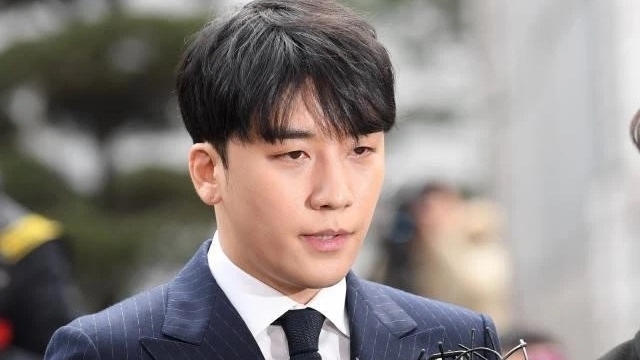 Sao Hàn ngày 28/1/2022: Seungri (Big Bang) nhận mọi tội danh, được giảm nửa án tù