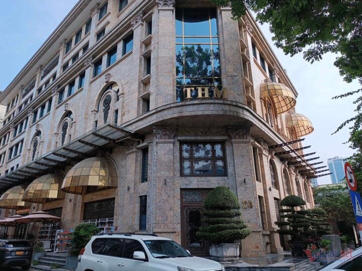 Thêm khoản nợ liên quan Tập đoàn Tân Hoàng Minh bị rao bán