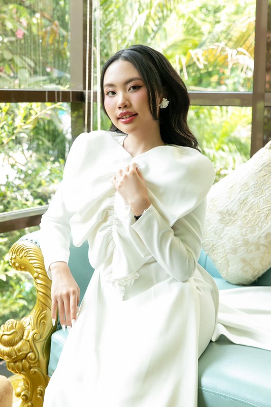 Phương Mỹ Chi “lột xác” khó nhận ra sau hơn 10 năm vào showbiz Phương Mỹ Chi “lột xác” khó nhận ra sau hơn 10 năm vào showbiz