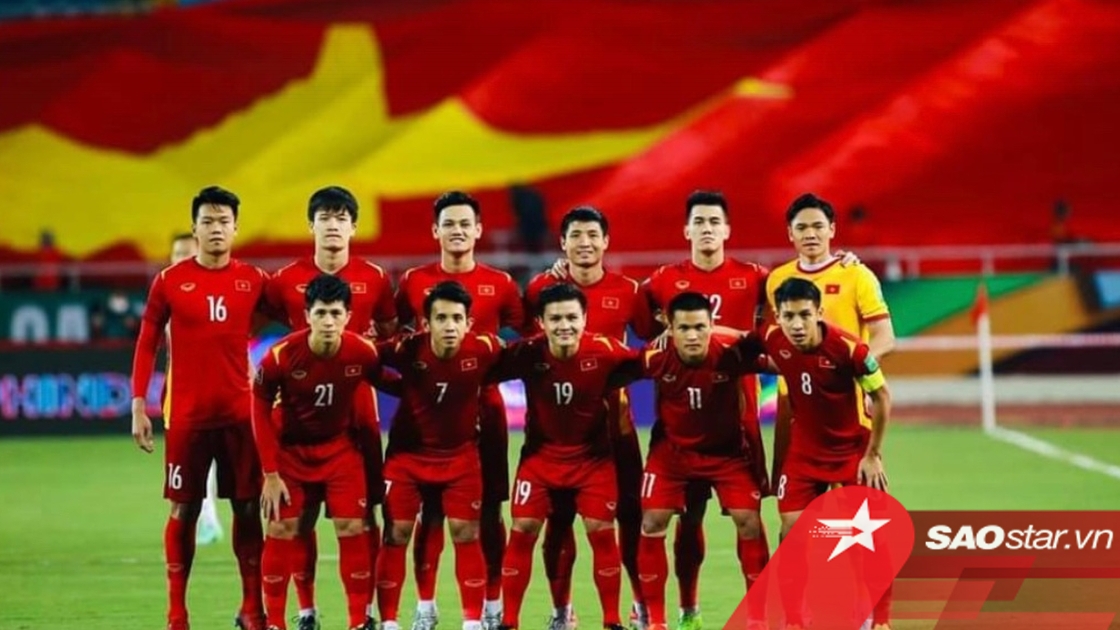 Tuyển Việt Nam thắng Trung Quốc: Vui thôi, đừng nghĩ mạnh!