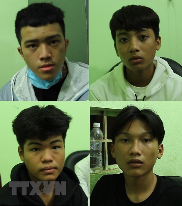 Bình Phước: Bắt giữ 4 đối tượng đâm tử vong nam sinh trước cổng trường | Pháp luật | Vietnam+ (VietnamPlus)
