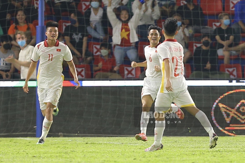 U23 Việt Nam có thể chỉ còn 12 cầu thủ đấu U23 Thái Lan