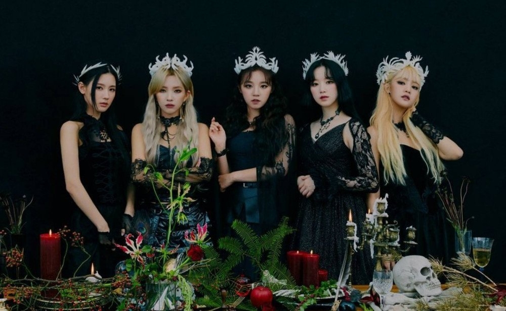 Sao Hàn ngày 27/2/2022: V (BTS) liên tiếp phá kỷ lục trên Spotify với OST tiếng Hàn “Christmas Tree”