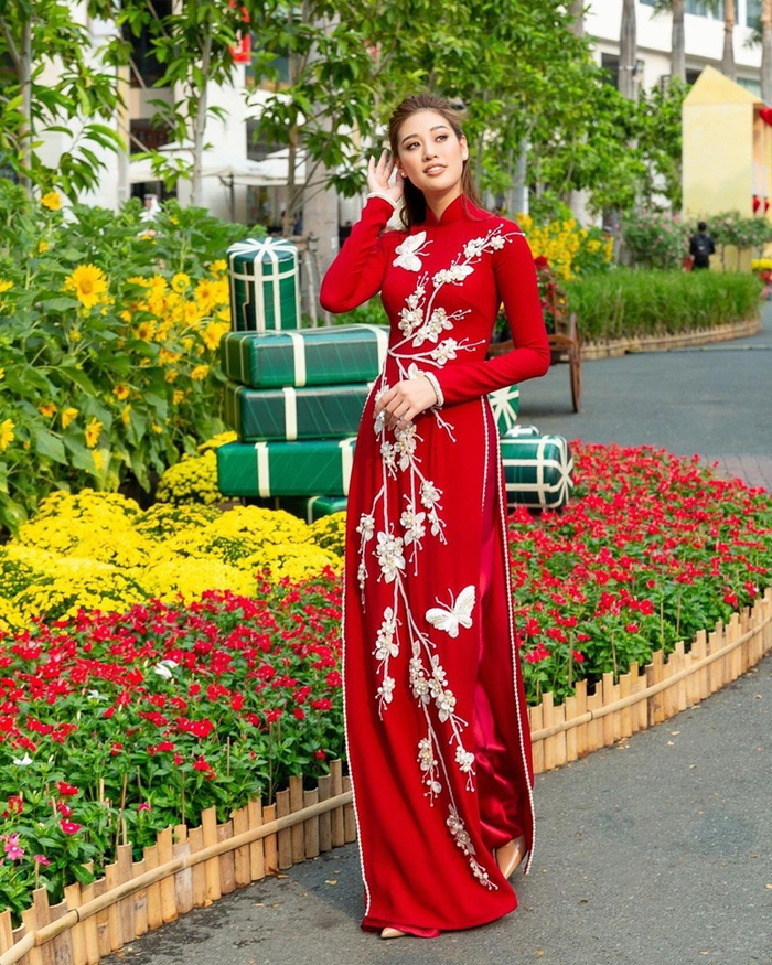 Kiểu áo dài Tết mà Hoa hậu Khánh Vân mê mẩn