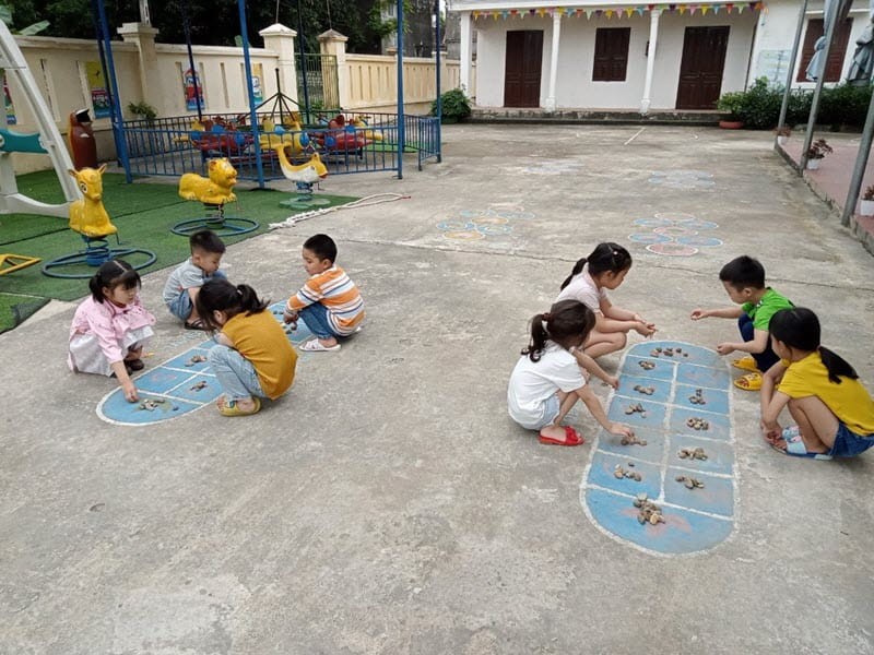 Những trò chơi dân gian thú vị, vui vẻ trong ngày Tết mà các bạn trẻ nên thử