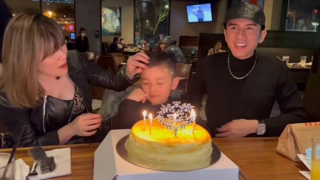 Đan Trường cùng vợ cũ Thủy Tiên tổ chức sinh nhật cho con trai