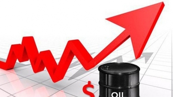 Giá dầu hôm nay 4/3/2022 lại tăng mạnh sau khi rời đỉnh