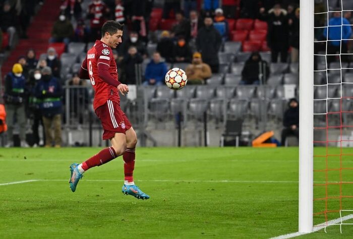 Bayern thắng hủy diệt, Lewandowski lập kỷ lục ở Champions League