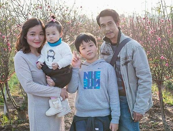 Vợ trẻ kém 25 tuổi của NSƯT Phú Đôn: Xinh xắn, được chồng cưng chiều, yêu thương