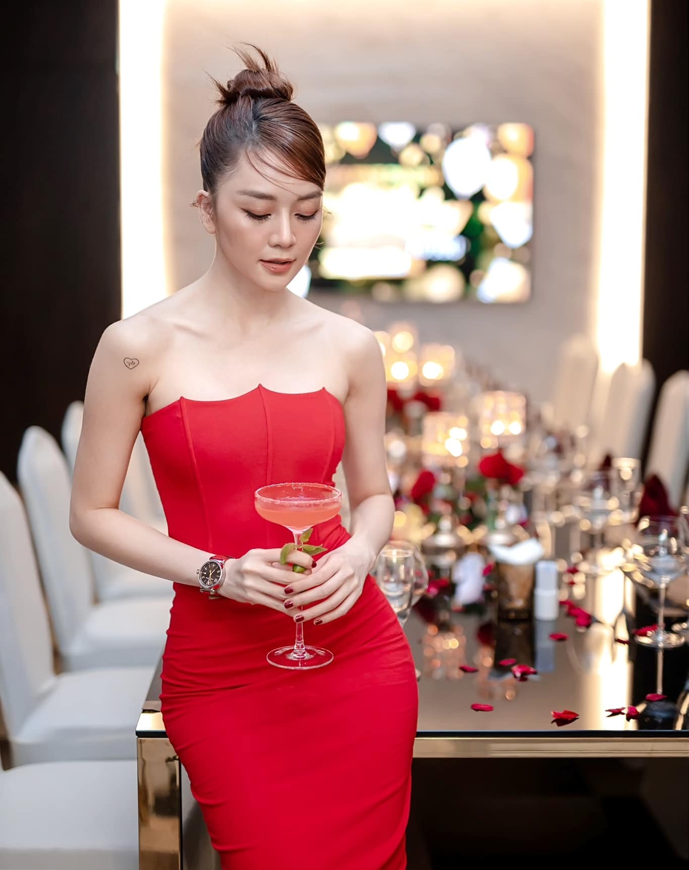 Sao Việt ngày 15/3/2022: Đỗ Thị Hà rạng rỡ trước thềm Miss World