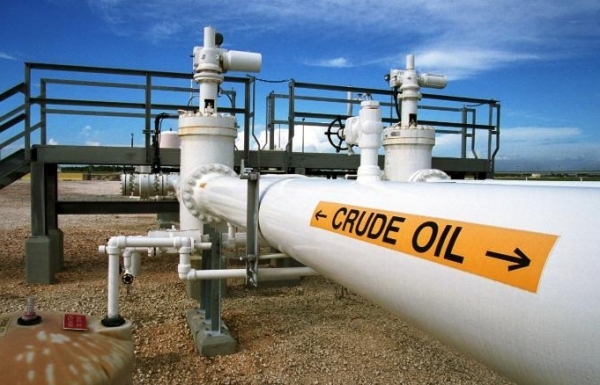 Giá xăng dầu hôm nay 17/3/2022 quay đầu tăng giá
