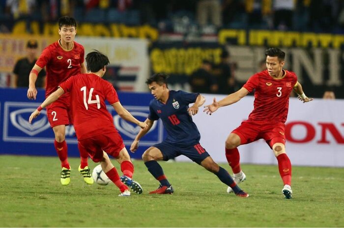 Phan Văn Tài Em: "Quang Hải qua Nhật Bản chưa đá được, không thể so với Chanathip"