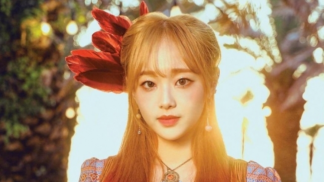 Sao Hàn ngày 30/3/2022: Chuu (LOONA) tiết lộ đang có tranh chấp với công ty quản lý Blockberry Creative