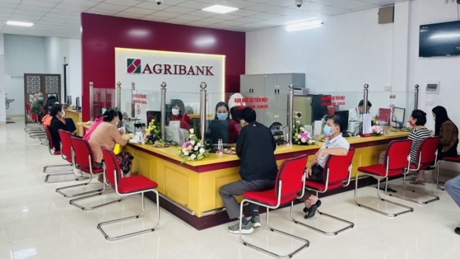 Tin ngân hàng ngày 11/4: Agribank công bố báo cáo tài chính riêng lẻ kiểm toán năm 2021