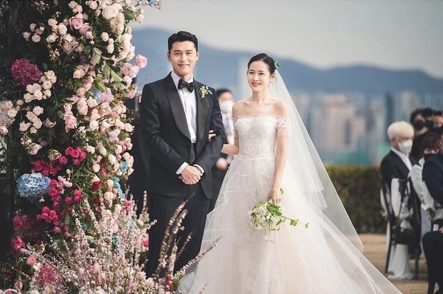 Sao Hàn ngày 12/4/2022: Cặp đôi Hyun Bin và Son Ye Jin sang Mỹ hưởng tuần trăng mật